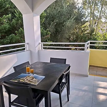 Aparthotel Helion 4*