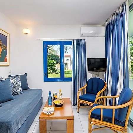 Helion Aparthotel 4*