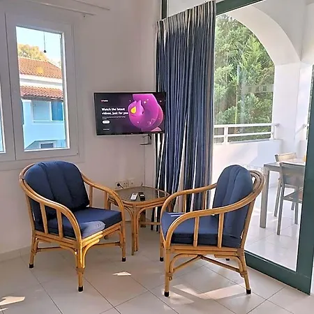 Aparthotel Helion 4*