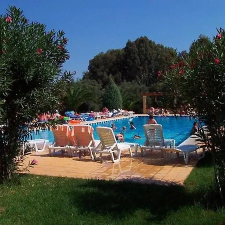 Aparthotel Helion 4*