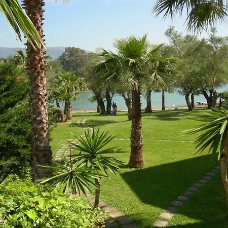 Apartmanhotel Helion Guviá